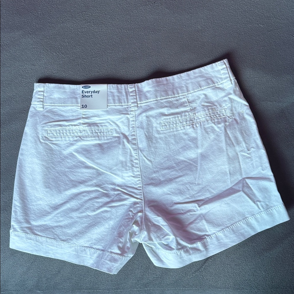 NWT Old Navy Women's Everyday Shorts, size 10 - Picture 6 of 6